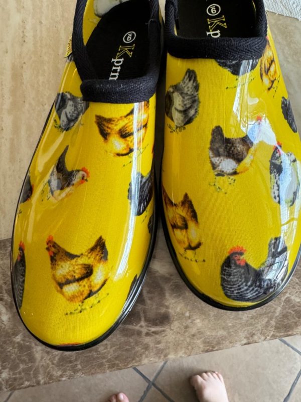 Flat Garden Shoes for Women Waterproof Slip-On Womens Rubber Rain Shoes Gardening Clogs with Comfort Insole