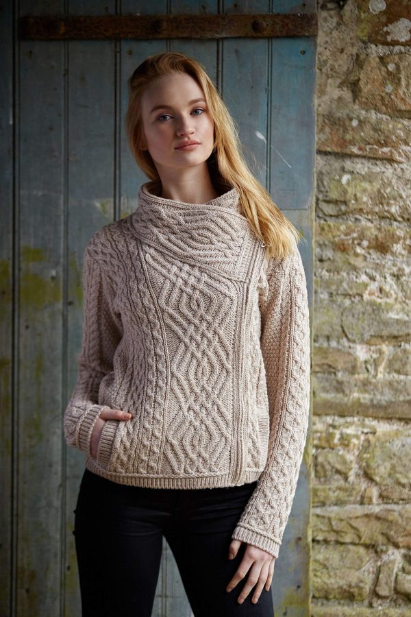 91TDMRU-iL.jpg Women's Irish Cable Knitted Wool Side Zip Cardigan (100% Merino Wool)